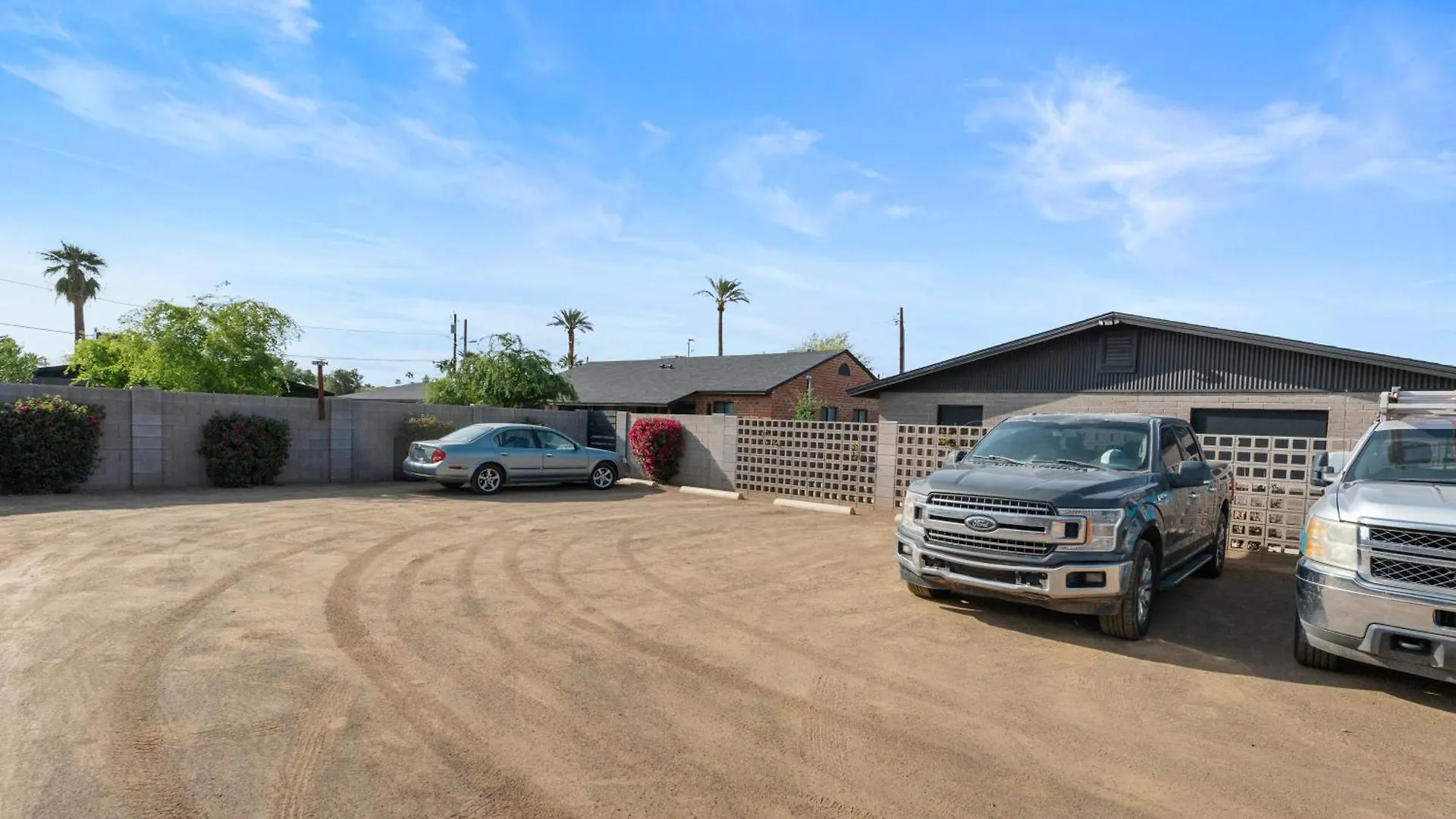 Biltmore 2Br Bungalow #4 - Workspace, Free Parking, Laundry, Patio! Phoenix United States